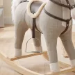  Schaukelpferd mit Sound und Sicherheitsgriffen, Reitpferd mit Holzgestell für Kleinkinder von 12–36 Monaten, Grau