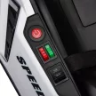 4 V-os elektromos gokart gyerekeknek, akár 12 km/h sebességgel, gokart drift funkcióval, 2 motorral, állítható üléssel, lágyindítással