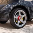 Porsche kisautó kürttel, lámpákkal és motorhanggal, 18-36 hónapos korig, matt fekete