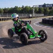  Elektro Go-Kart für Kinder 12V Gokart mit 2 Motoren, 4-fach verstellbarem Sitz Sanftanlauf EVA-Räder LED-Scheinwerfer