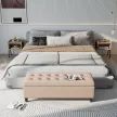 Kárpitozott pad tárolóhellyel, gombos díszítéssel, 120 kg-ig, 125 x 49 x 41,5 cm, bézs