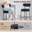 2 darabos bárszék szett kárpitozott ülőfelülettel és lábtartóval, gyapjú huzattal, fém vázzal, fekete színben