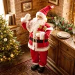  Lebensgroßer singender Weihnachtsmann 150 cm, animierte Musikfigur mit drehendem Kopf, winkender Hand und Geschenk