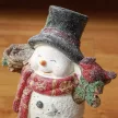  Weihnachtsdeko, Schneemann mit Vogel, 4 warmweiße LEDs, batteriebetrieben, 25 x 15,5 x 38 cm