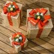  3-teiliges Weihnachts-Geschenkboxen-Set für Innen- und Außendekoration, mit 58 LED-Lichtern, Goldton