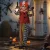 Ijesztő bohóc, Halloween animatronikus, 173 cm, világító szemek, hangaktiválás, mozgatható karok és fej, elemes, műanyag, fém, piros