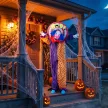 167 cm-es életnagyságú animált halloweeni bohóc dekoráció hanggal és érintéssel aktiválható