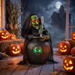 Animált halloweeni asztali boszorkány nevető hanggal, ragyogó szemekkel és hang-/érintésaktiválással