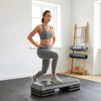   Magasságban állítható fitneszlépcső, csúszásgátló, otthoni, edzőtermi vagy irodai használatra alkalmas, műanyag, szürke
