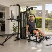 Multifunkcionális edzőállomás, otthoni fitneszgép több mint 10 gyakorlathoz, súlyokkal, állítható fitneszpaddal, fekete